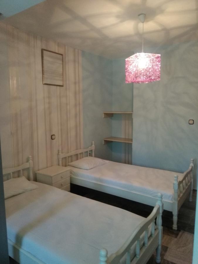 Polydor Apartment Tolo Luaran gambar